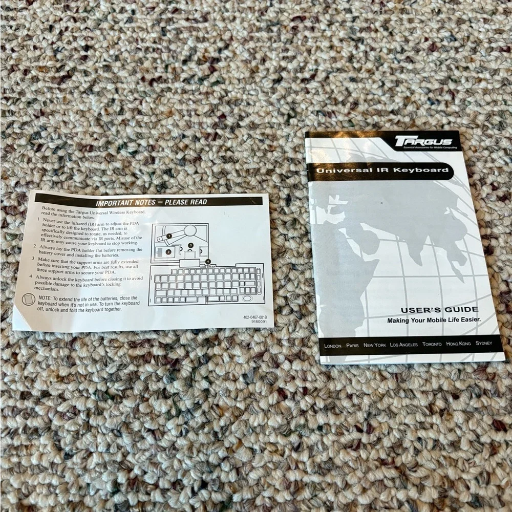 Targus Model PA870 Portable Folding Keyboard. Y2K